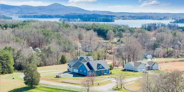 Image 2: 001-DJI_20260313025713_0371_D