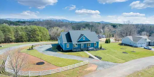 Image 3: 002-DJI_20260313024744_0339_D