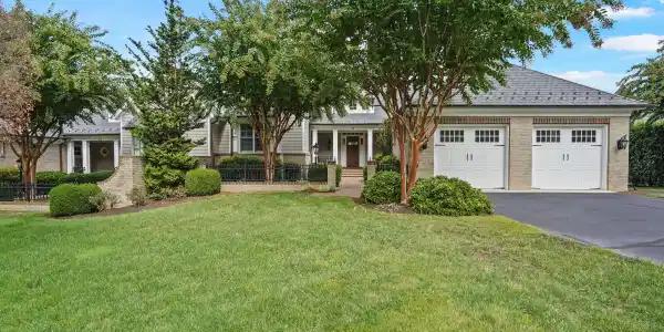 75 Grande Villa DR