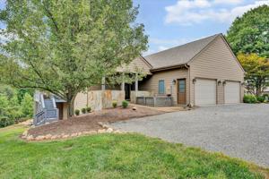 116 Fawn Haven LN