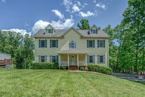 206 Lakewood DR