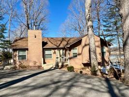 326 Hillcrest Heights DR