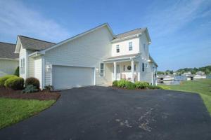 305 Haley Scott DR