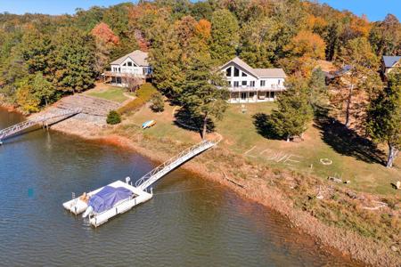 1269 Runaway Bay RD