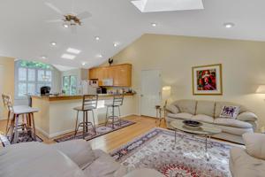 258 Chestnut Pointe DR
