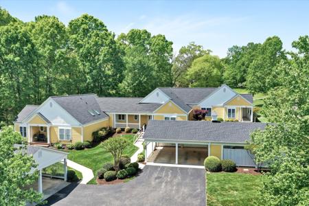 120 Golf Villa DR
