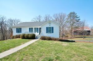 1018 Adams LN