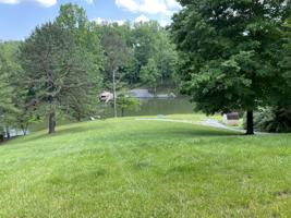 354 Deerpath DR
