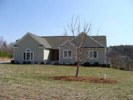 1056 Golf View CT