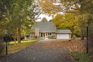 207 Cove Point TRL