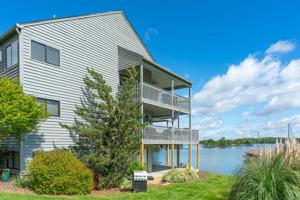 97 Peninsula Point DR Unit #D-2