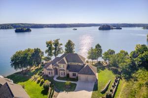 249 Pine Bay DR