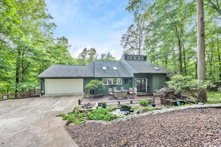 770 Lakeshore Terrace RD