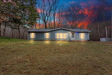 105 Windward WAY