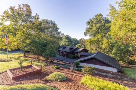 232 Little Creek RD