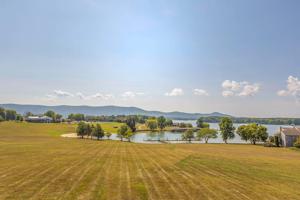 120 Sailors Cove DR