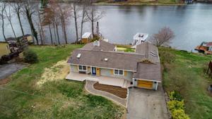 1135 Long Island DR