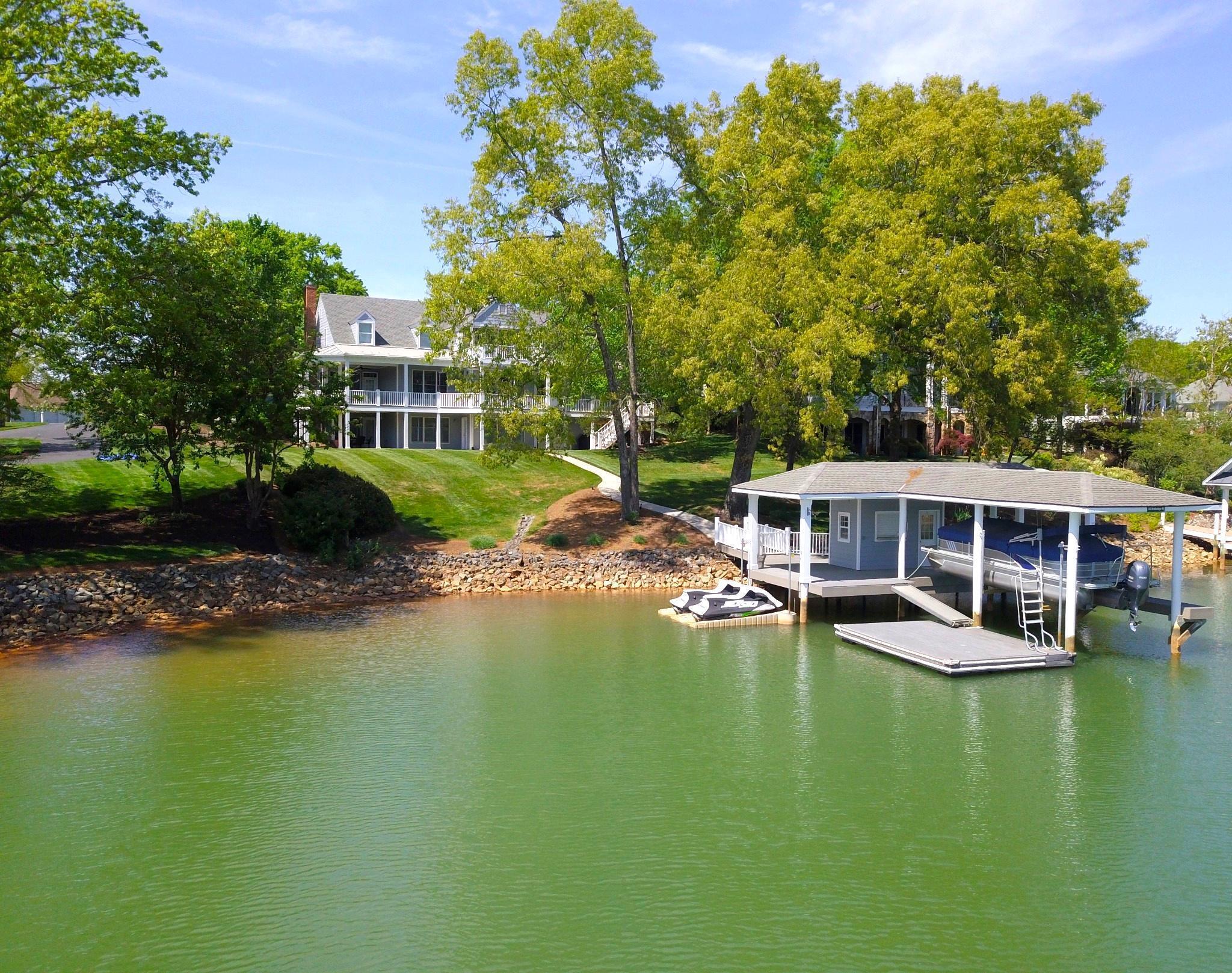 Image 4: lakeside bright