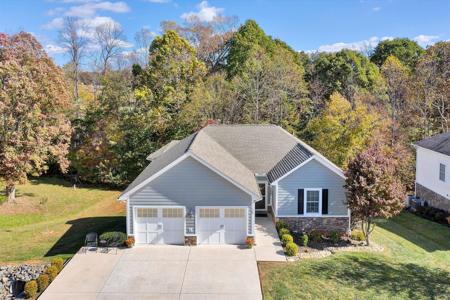 1129 Barrow Hills DR