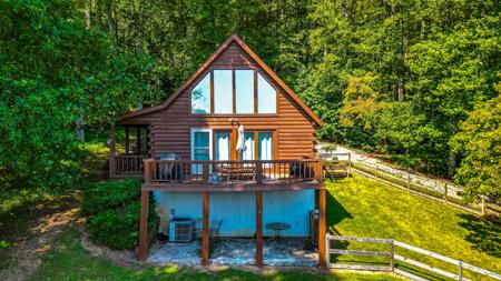 119 Stillwater LN