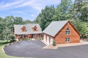 275 LAKE RIDGE DR
