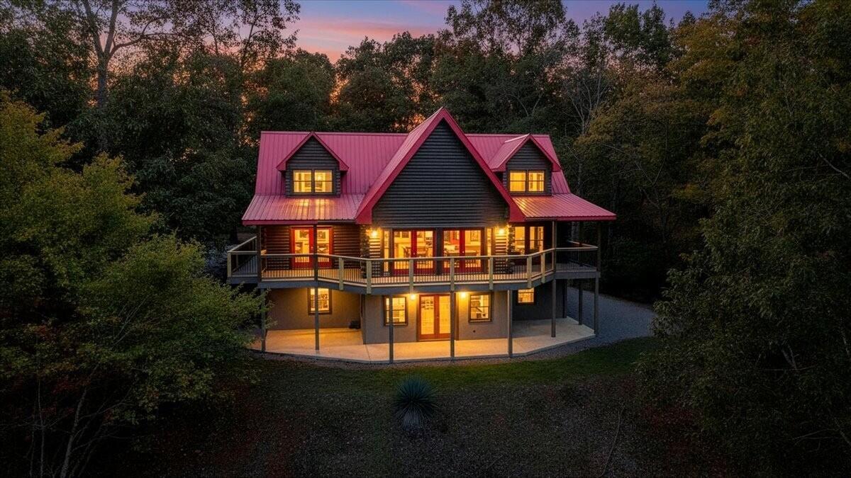 Image 2: 2-DJI_20251024144324_0024_DF-