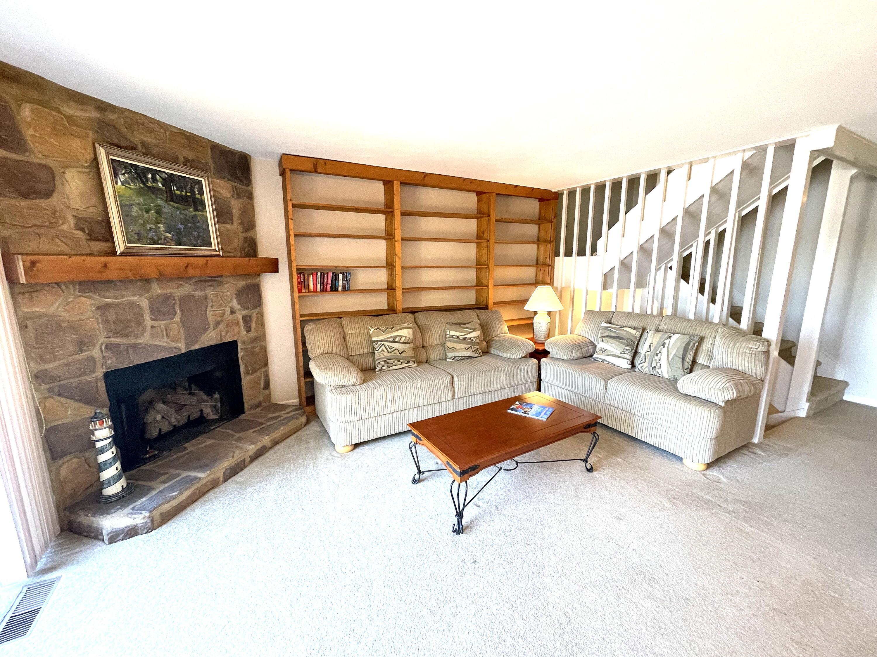 Image 3: Family Room