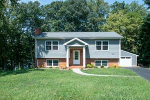 1133 Angela CT