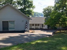 1144 Pierpoint CT