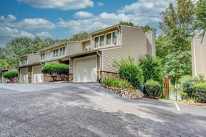110 Windlass Pointe DR