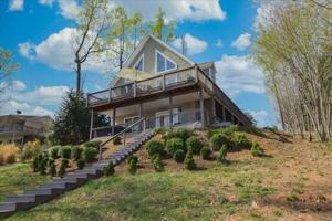 626 Forest Shores RD