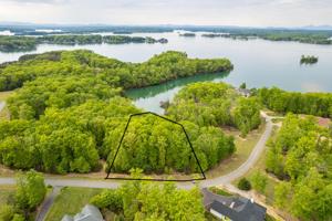 22 Mountain Vista DR
