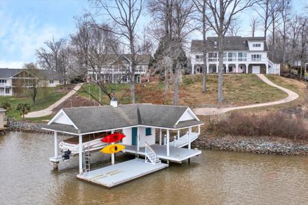 2143 Old Salem School RD