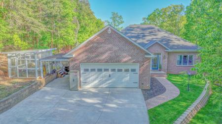 1125 Hidden LN