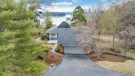 1375 Dudley Amos RD