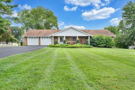 227 Twin Chimneys DR