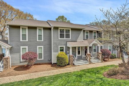 259 Shore DR