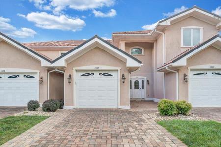 1062 Siesta Key CT