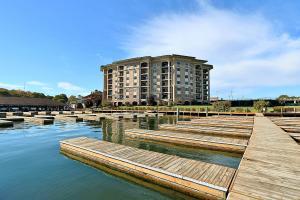 100 Bridgewater Pointe PL Unit #502