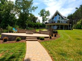 116 Dogwood LN
