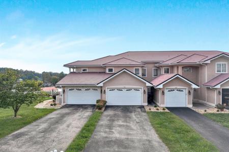 1052 La Casa CT