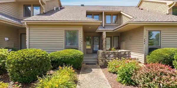 105 Fawn Haven LN
