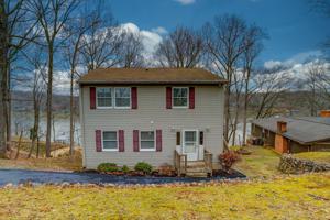 748 Long Island DR