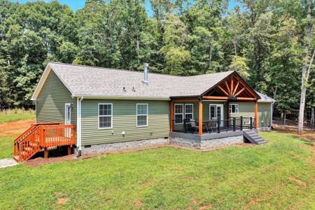 160 BEECH DR
