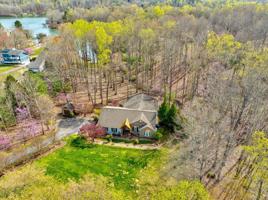 36 Windtree DR