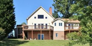 171 Twin Oaks RD