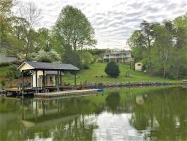 75 Arrow LN