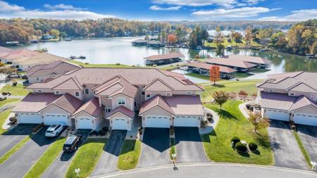 1038 La Casa CT