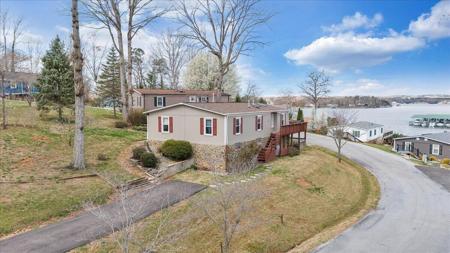 300 Mill Lake RD