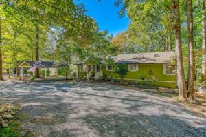 2373 Pine Ridge RD